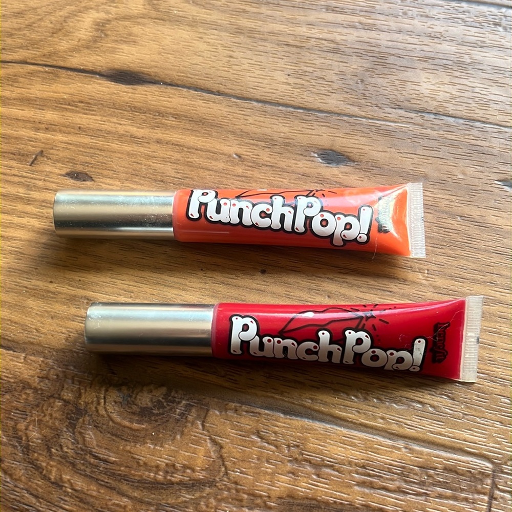 Benefit Punch Pop in mango and strawberry